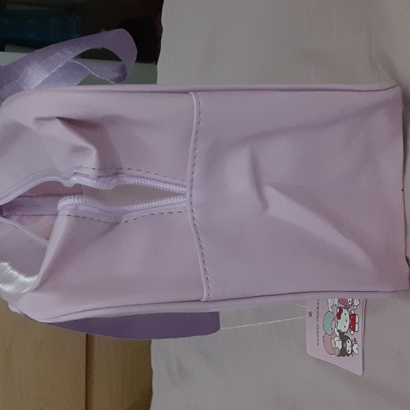 Kuromi Large Makeup/Cosmetic Bag - Picture 3 of 6